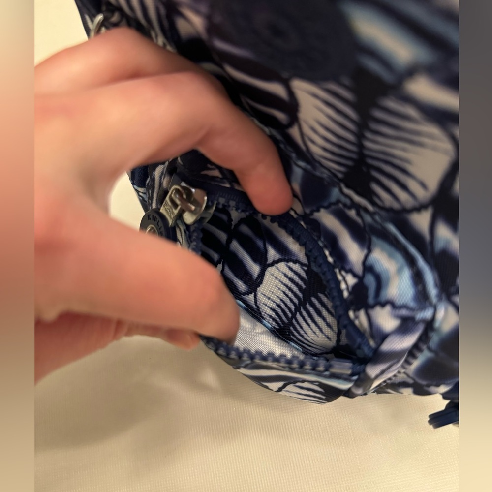 Small Kipling Bag - image 4